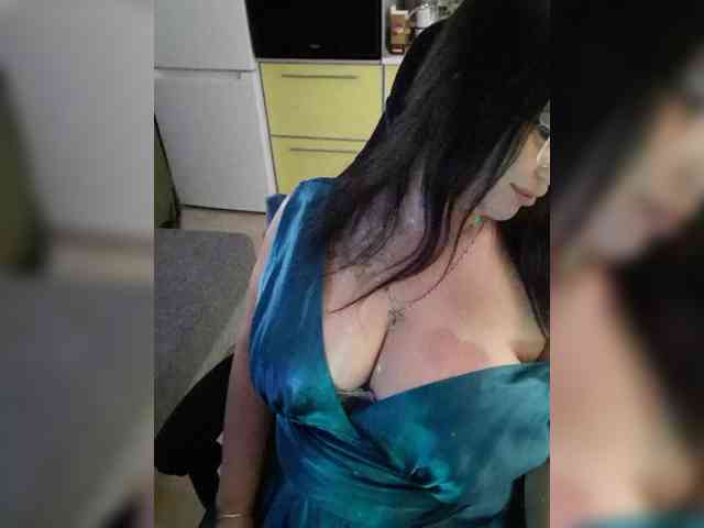 Nikoletta25 webcam