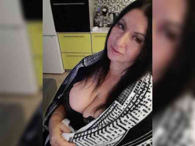 Nikoletta25 webcam