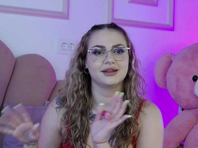 AbbyWhite live cam on BongaCams
