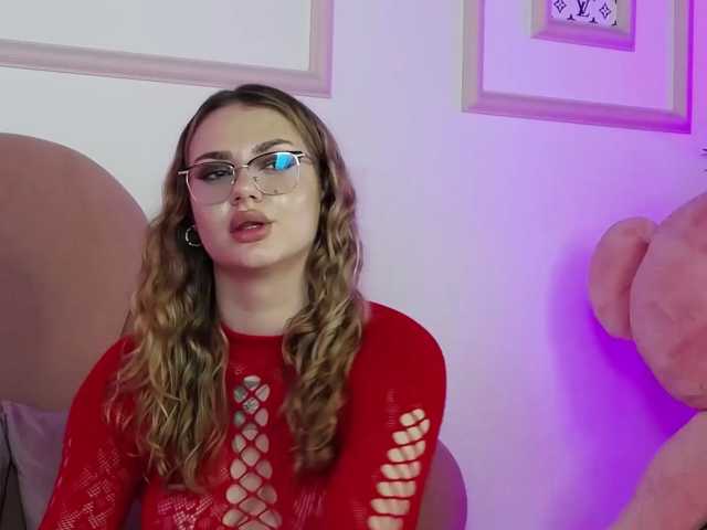 AbbyWhite live cam on BongaCams