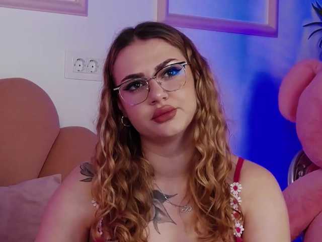 AbbyWhite live cam on BongaCams
