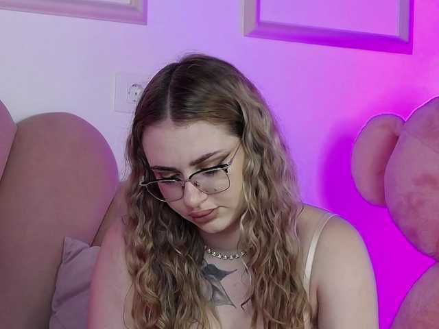 AbbyWhite live webcam show
