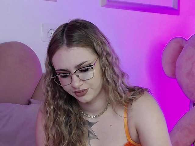 AbbyWhite live webcam show