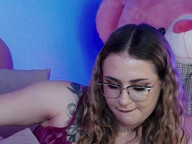 AbbyWhite live cam on BongaCams