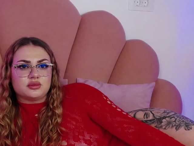AbbyWhite live cam on BongaCams