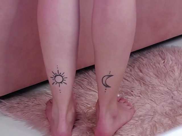 AbbyWhite live cam on BongaCams
