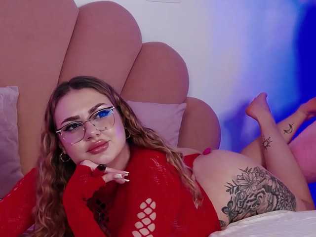 AbbyWhite live cam on BongaCams