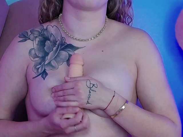 AbbyWhite live cam on BongaCams