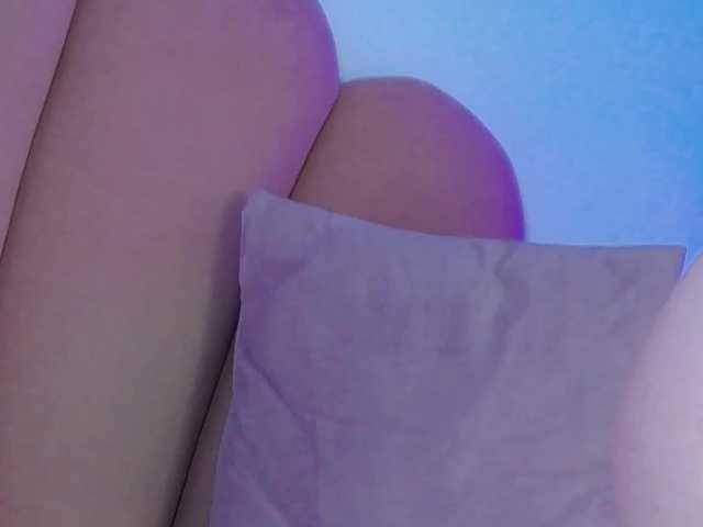 AbbyWhite live cam on BongaCams
