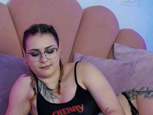 AbbyWhite webcam