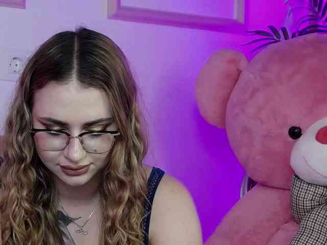 AbbyWhite webcam