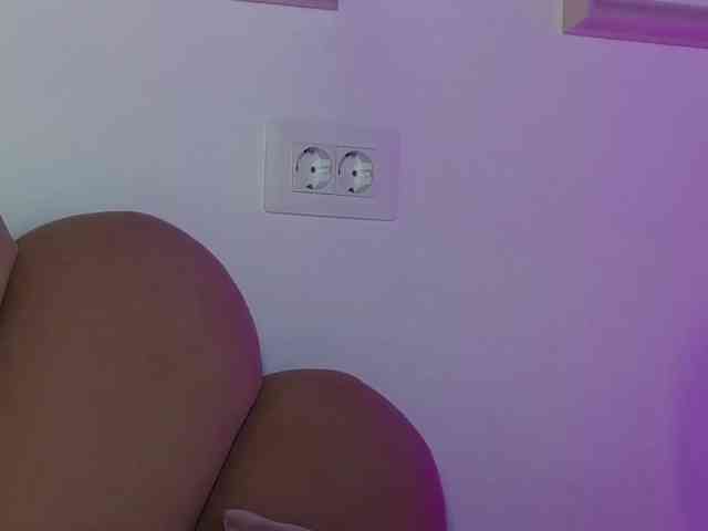 AbbyWhite webcam