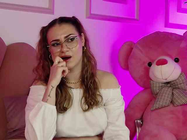 AbbyWhite AbbyWhite