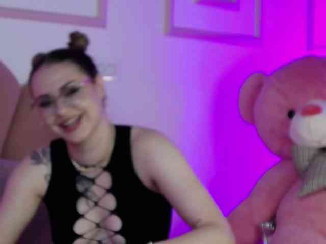 AbbyWhite webcam