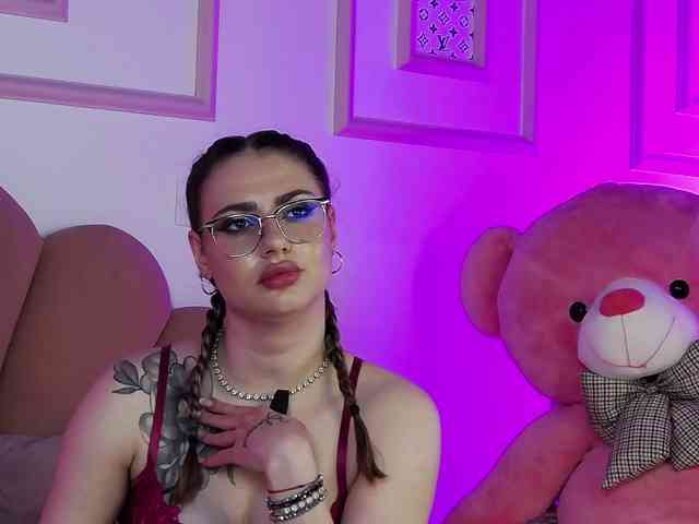 AbbyWhite webcam
