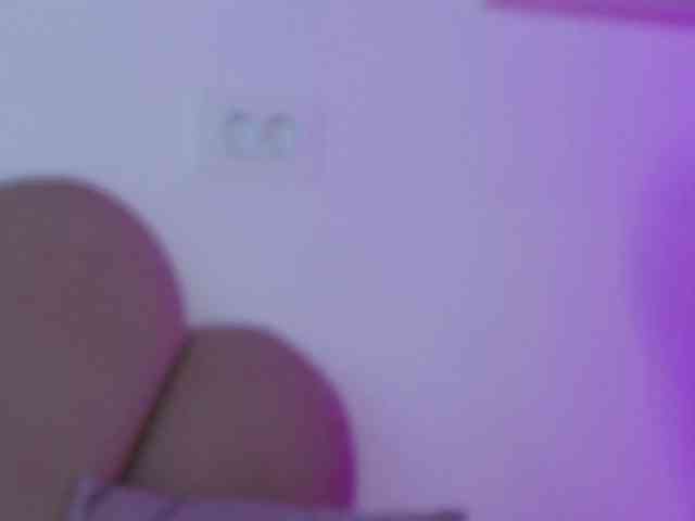 AbbyWhite webcam