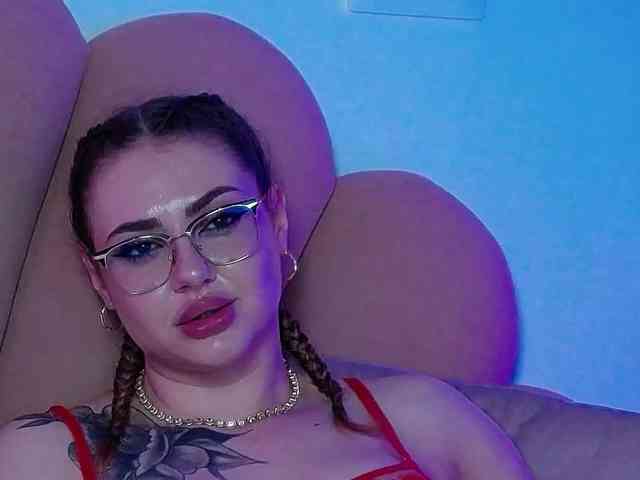 AbbyWhite webcam