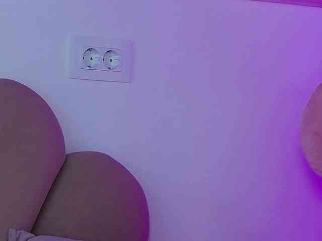 AbbyWhite webcam
