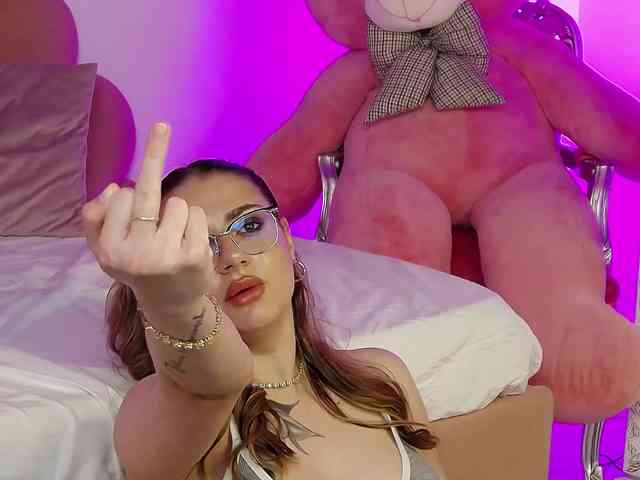 AbbyWhite webcam