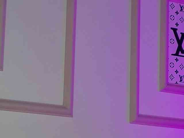 AbbyWhite webcam