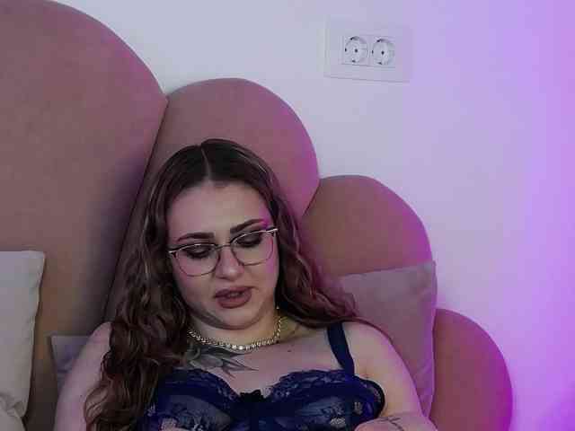 AbbyWhite webcam