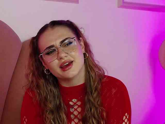 AbbyWhite webcam