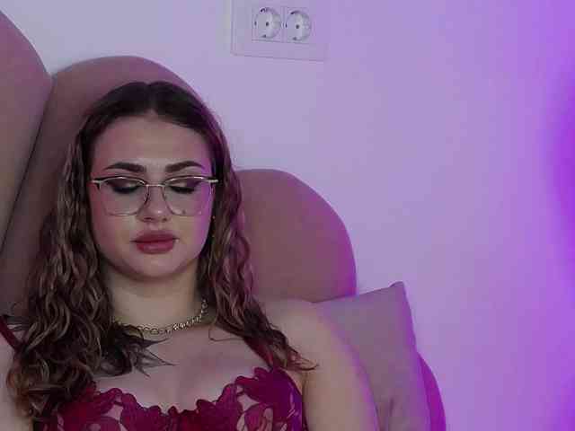 AbbyWhite webcam