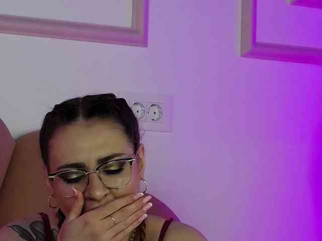 AbbyWhite webcam