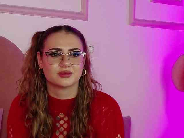 AbbyWhite webcam