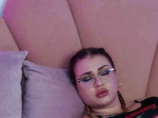 AbbyWhite webcam