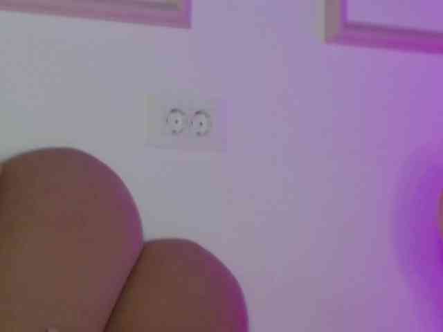 AbbyWhite webcam