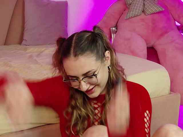 AbbyWhite webcam