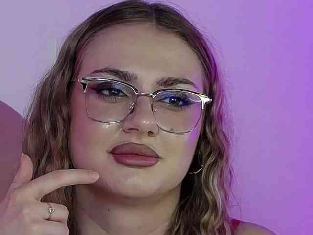 AbbyWhite webcam