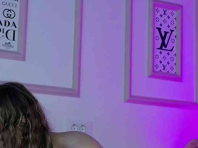 AbbyWhite webcam