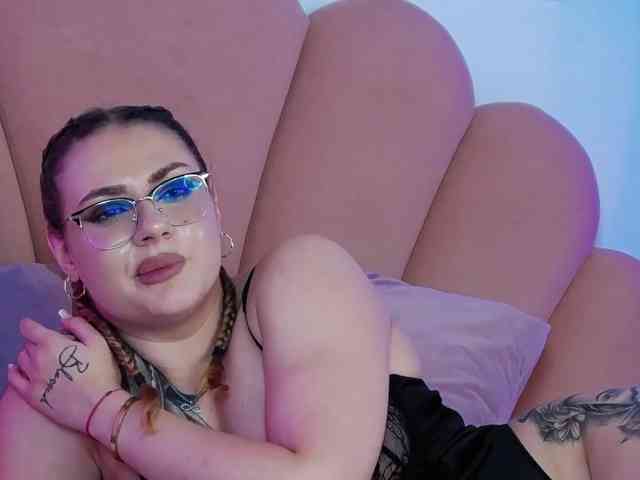 AbbyWhite webcam