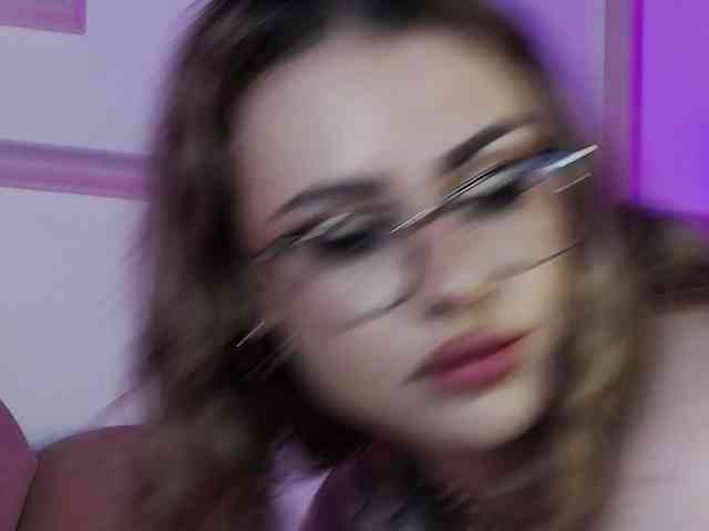 AbbyWhite webcam