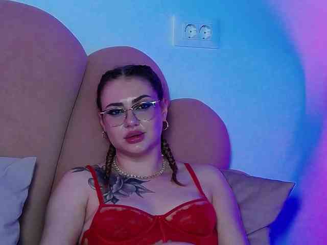 AbbyWhite webcam