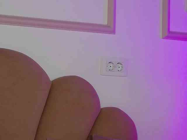 AbbyWhite webcam