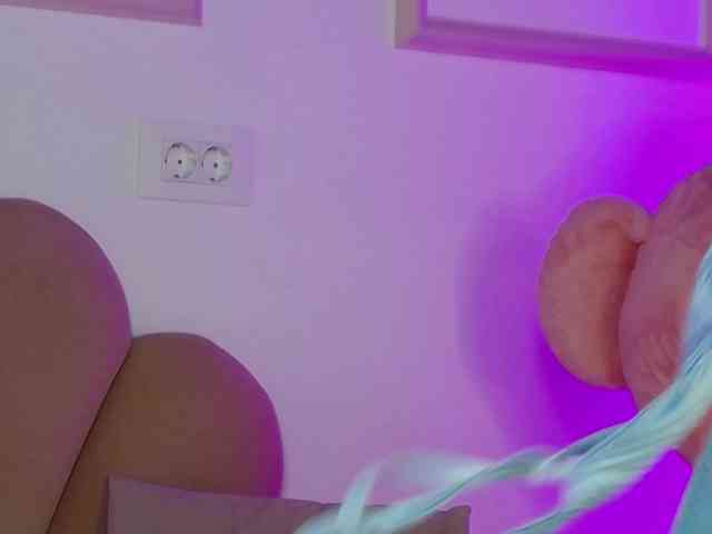 AbbyWhite webcam