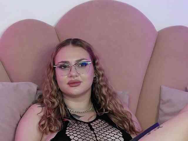 AbbyWhite webcam