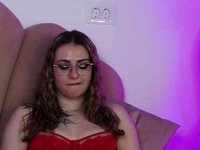 AbbyWhite webcam