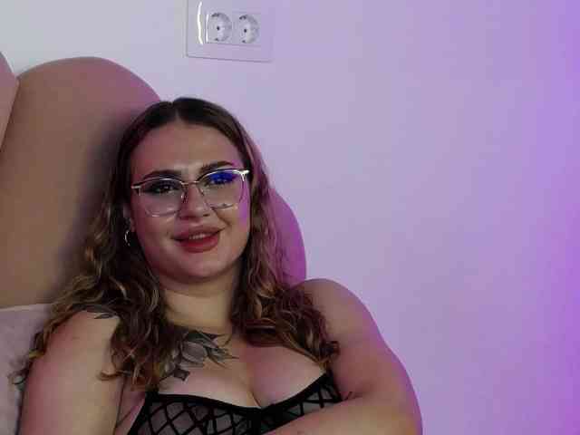 AbbyWhite webcam