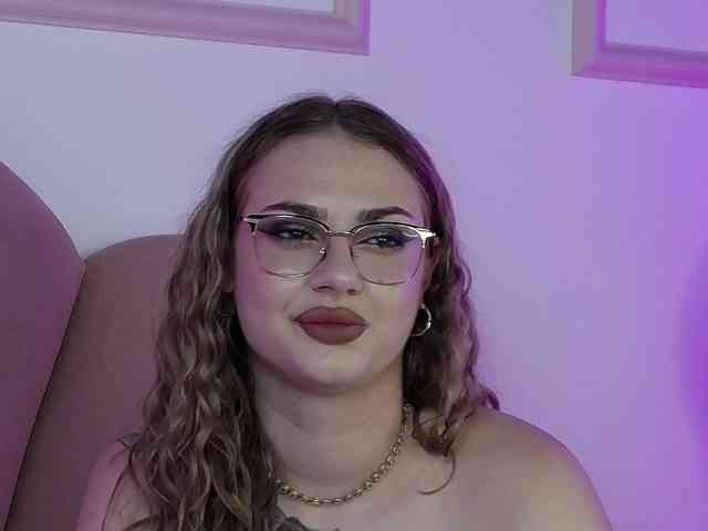 AbbyWhite webcam