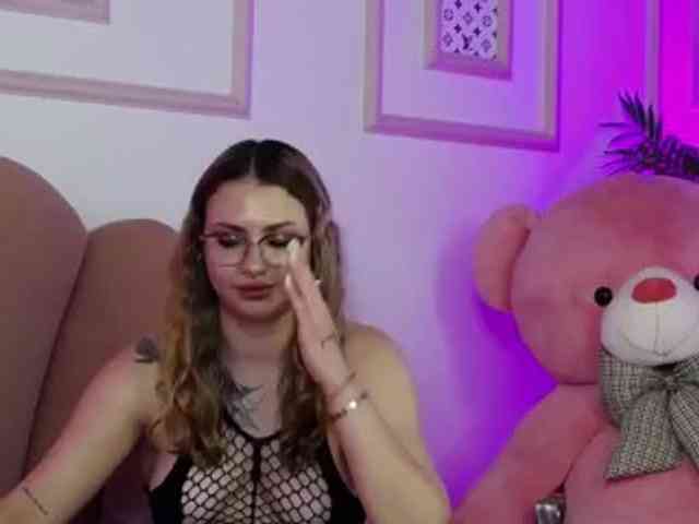 AbbyWhite webcam