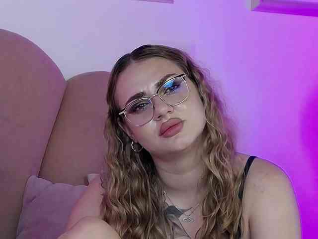 AbbyWhite AbbyWhite