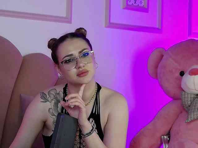 AbbyWhite Live Webcam on BongaCams