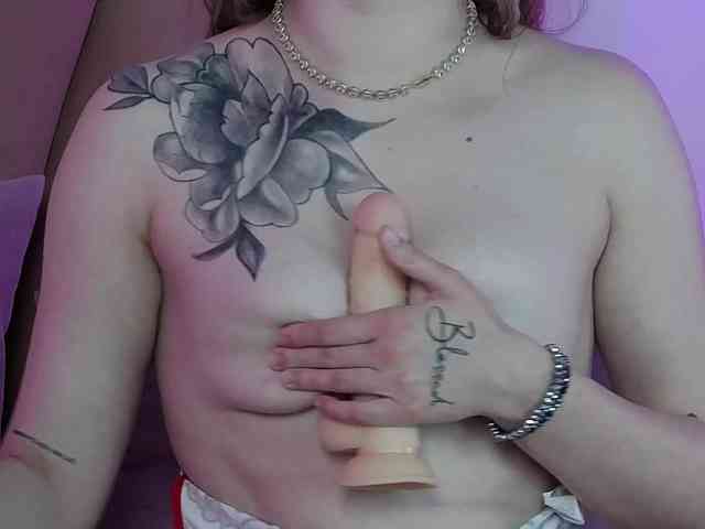 AbbyWhite webcam