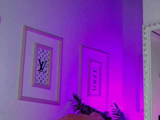 AbbyWhite webcam
