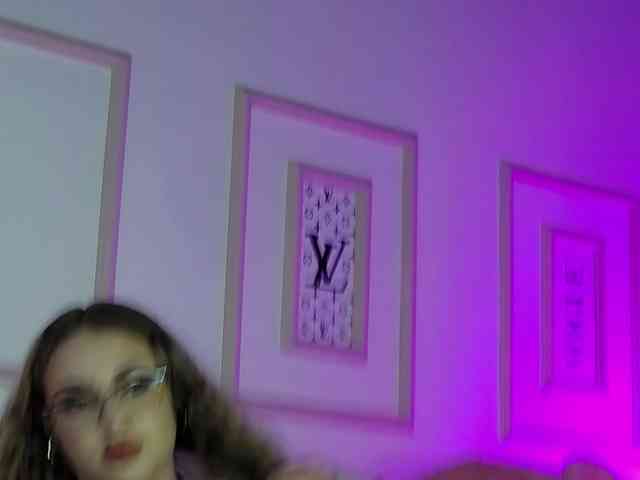 AbbyWhite webcam