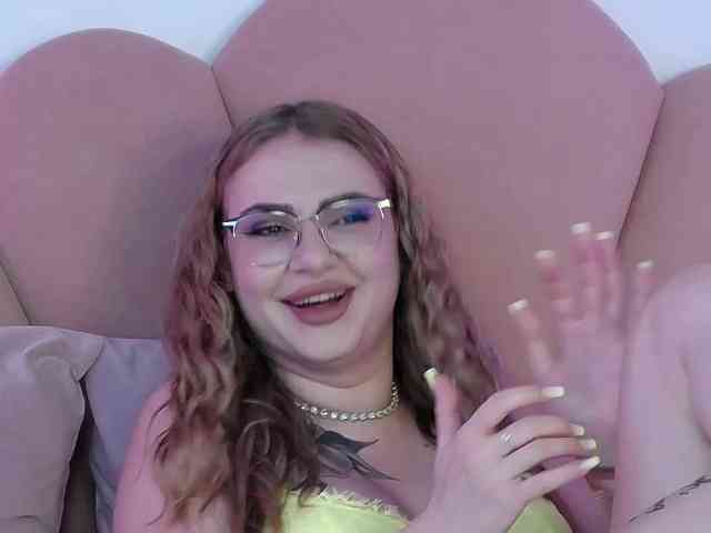 AbbyWhite webcam